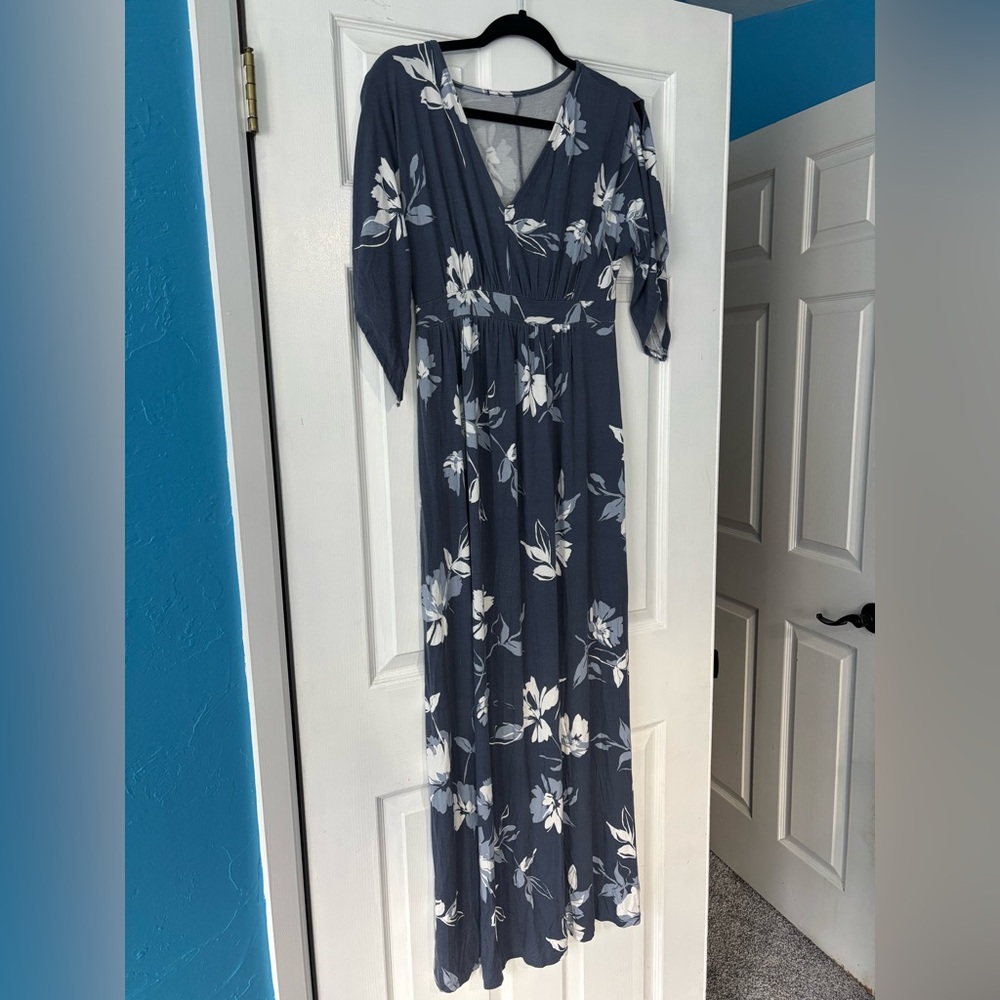 Isabel Maternity by Ingrid & Isabel Navy Floral Maxi Dress